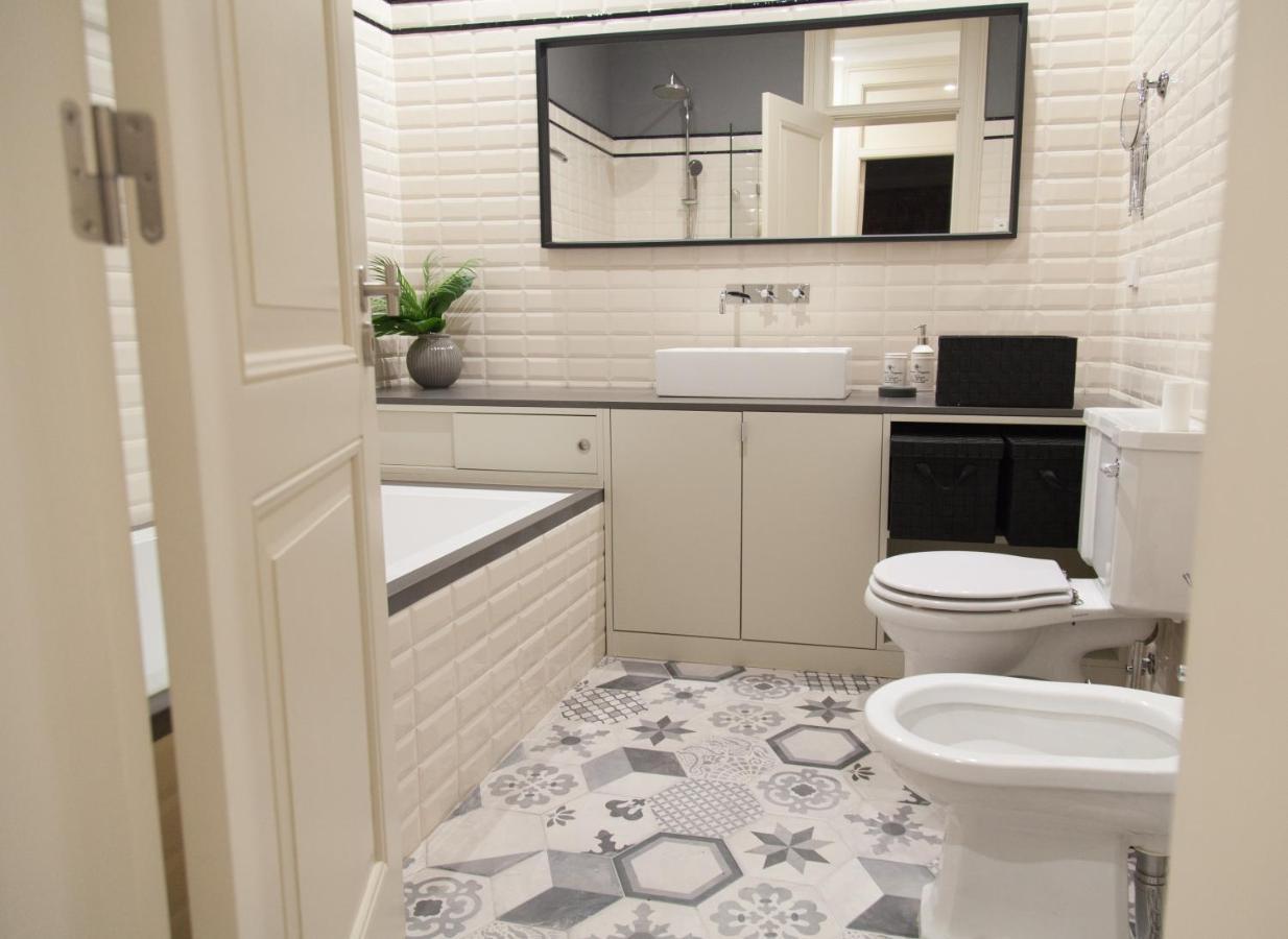 Flh Lapa Design Apartment With Terrace ลิสบอน ภายนอก รูปภาพ